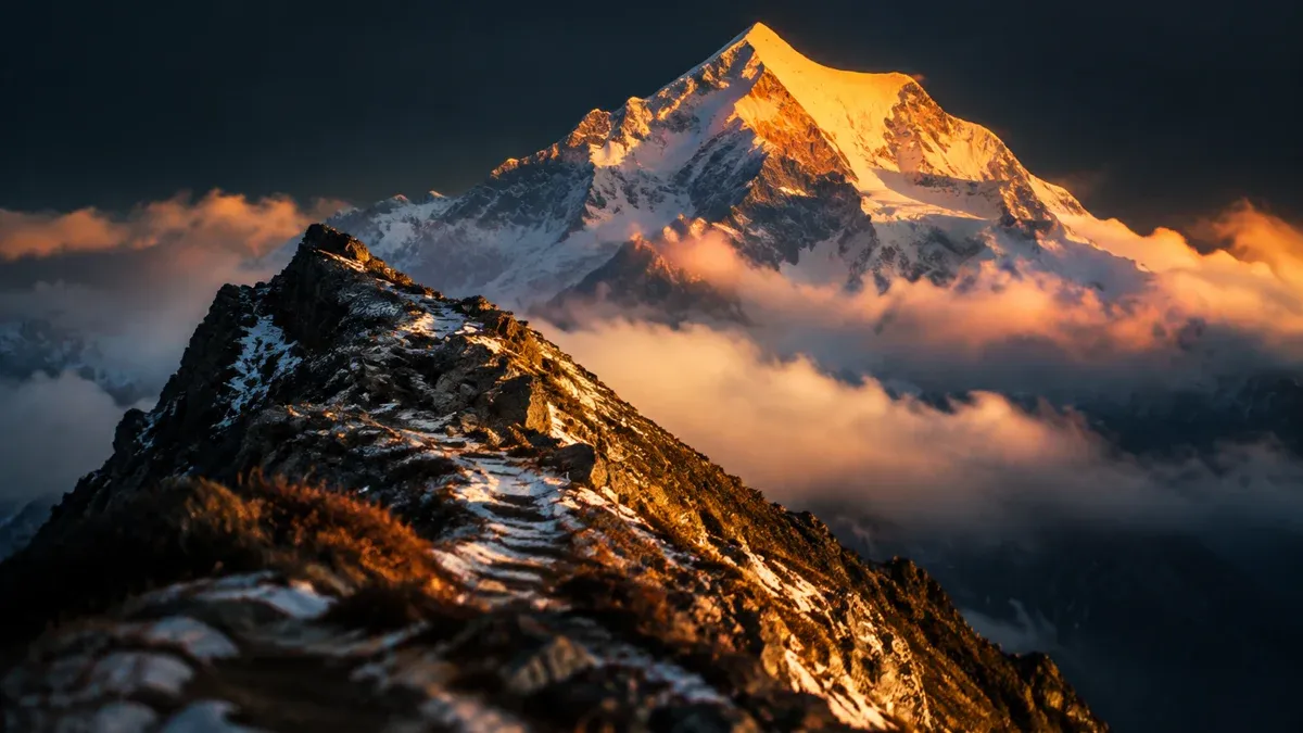 Bitcoin Price Prediction: $100,000 Despite ETF Outflows?